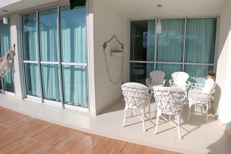 Conforto p/ 7 Hóspedes: Ar, Piscina e Praia