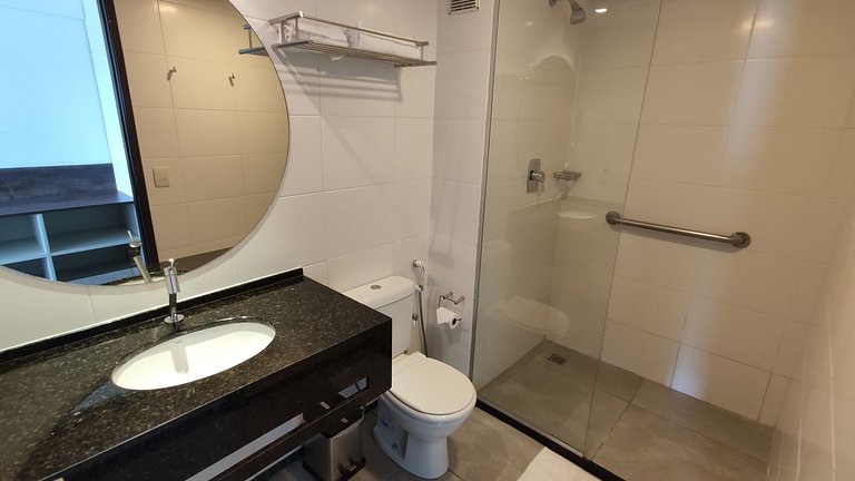 Flat Vista mar c Limpeza Diária | R627