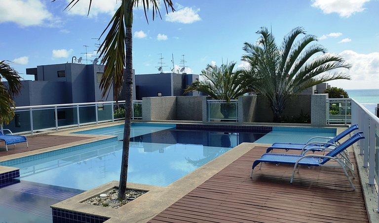 A Passos da Praia: Apê JTR Completo p/ 4 Hóspedes
