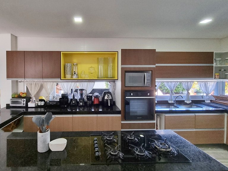 Casa Caramello | 5 Quartos | Lazer Completo