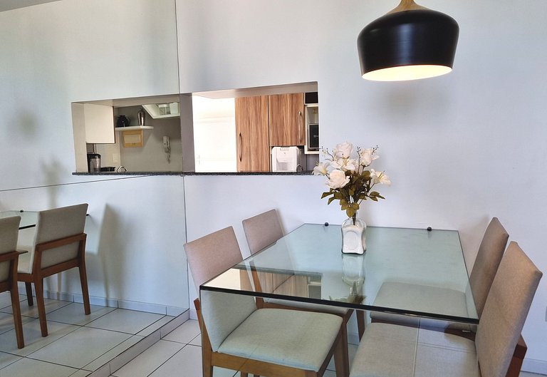 Vista Mar na Pajuçara: Amplo 2Q com Piscina