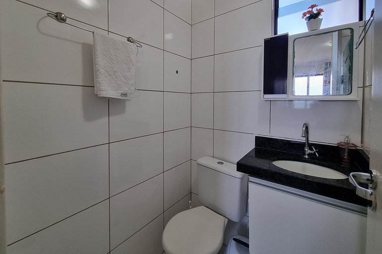 Vista Mar na Pajuçara: Amplo 2Q com Piscina