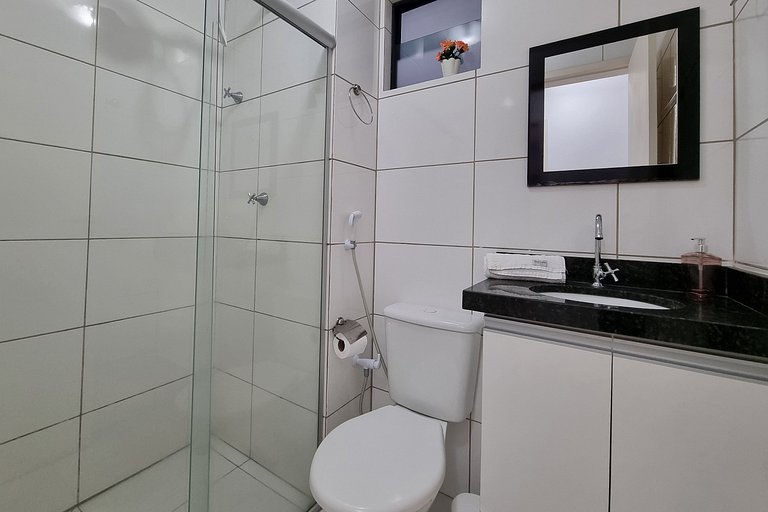 Vista Mar na Pajuçara: Amplo 2Q com Piscina