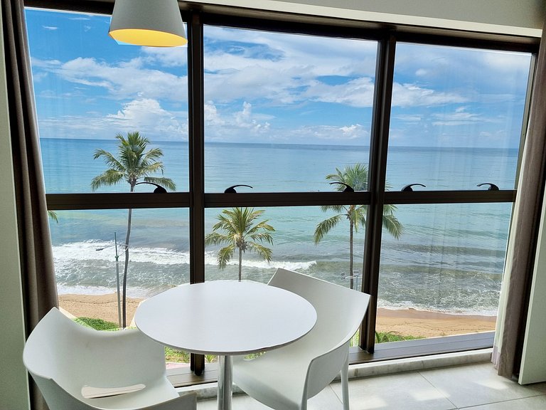 Flat Frente Mar c Limpeza Diária | R601