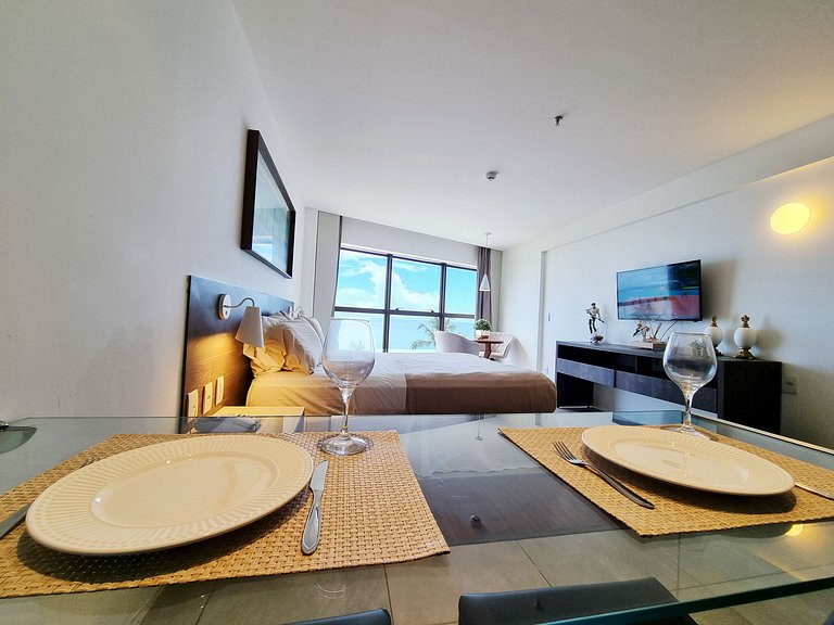 Flat Frente Mar c Limpeza Diária | R608