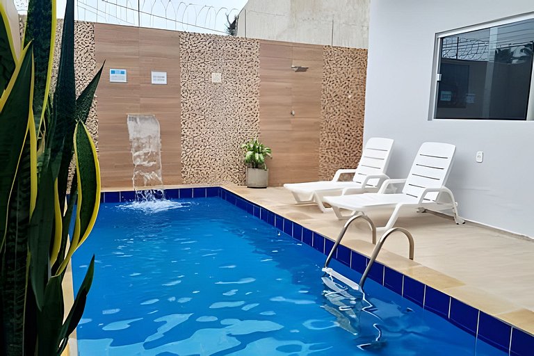 Casa com Piscina, Churrasqueira e Ótima localização