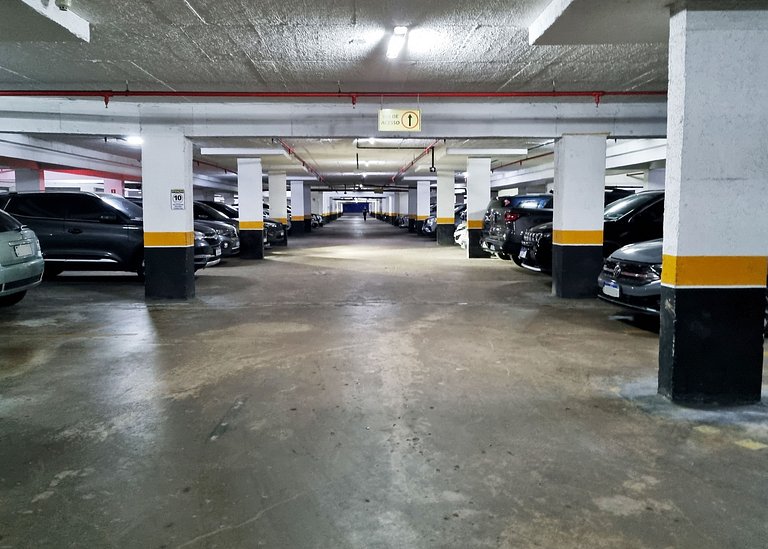 A Passos da Praia: Apê JTR Completo p/ 4 Hóspedes