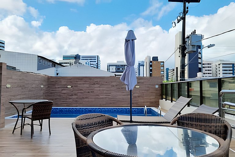 Apto na Jatiúca | Piscina e condomínio tranquilo