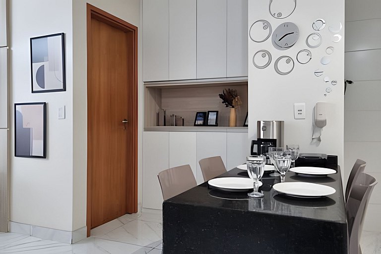 Apartamento 2 quadra Mar,Academia, Piscina no topo