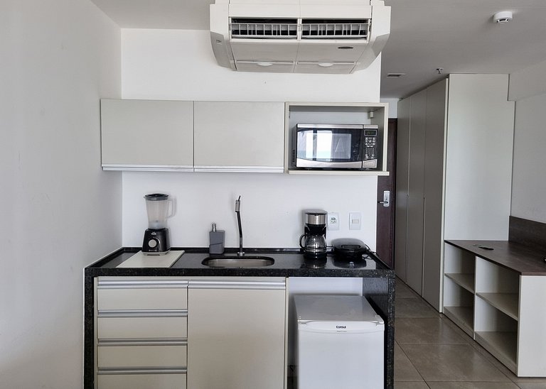 Flat Frente Mar c Limpeza Diária | R206