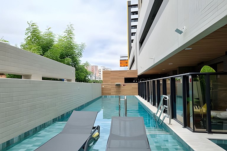 Estúdio Moderno Completo com Piscina e Lazer