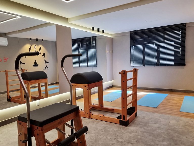 Lindo Estúdio com Jacuzzi, Sauna e Coworking