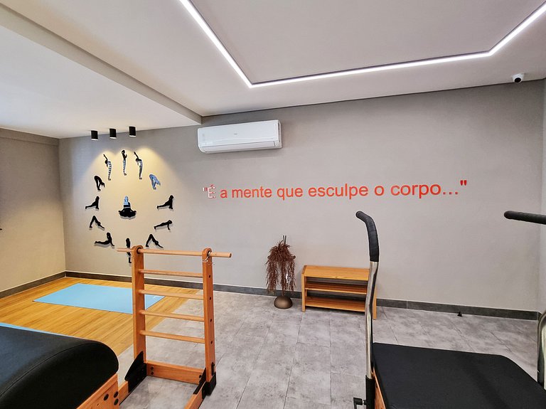 Lindo Estúdio com Jacuzzi, Sauna e Coworking