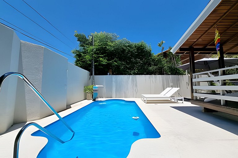 Casa Charmosa a 2min da Praia Bonita