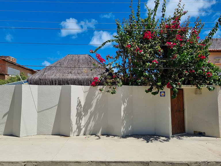 Casa Charmosa a 2min da Praia Bonita