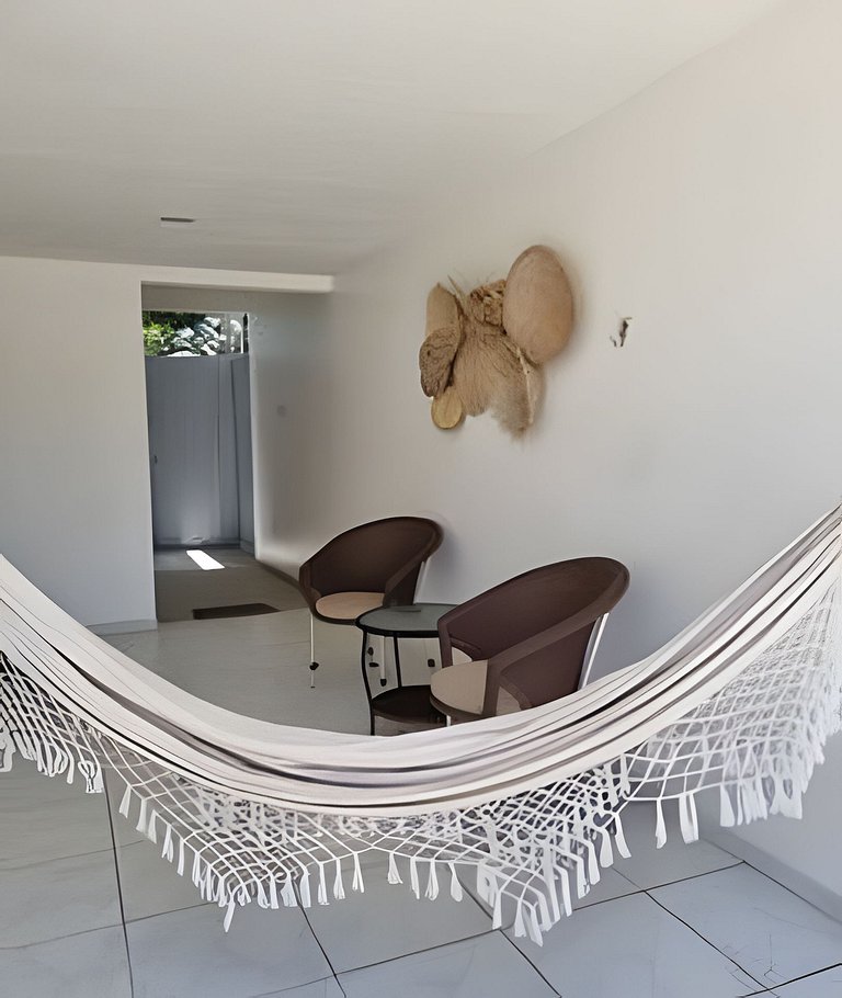 Casa 3 quartos, ambiente tranquilo, 5 min da praia