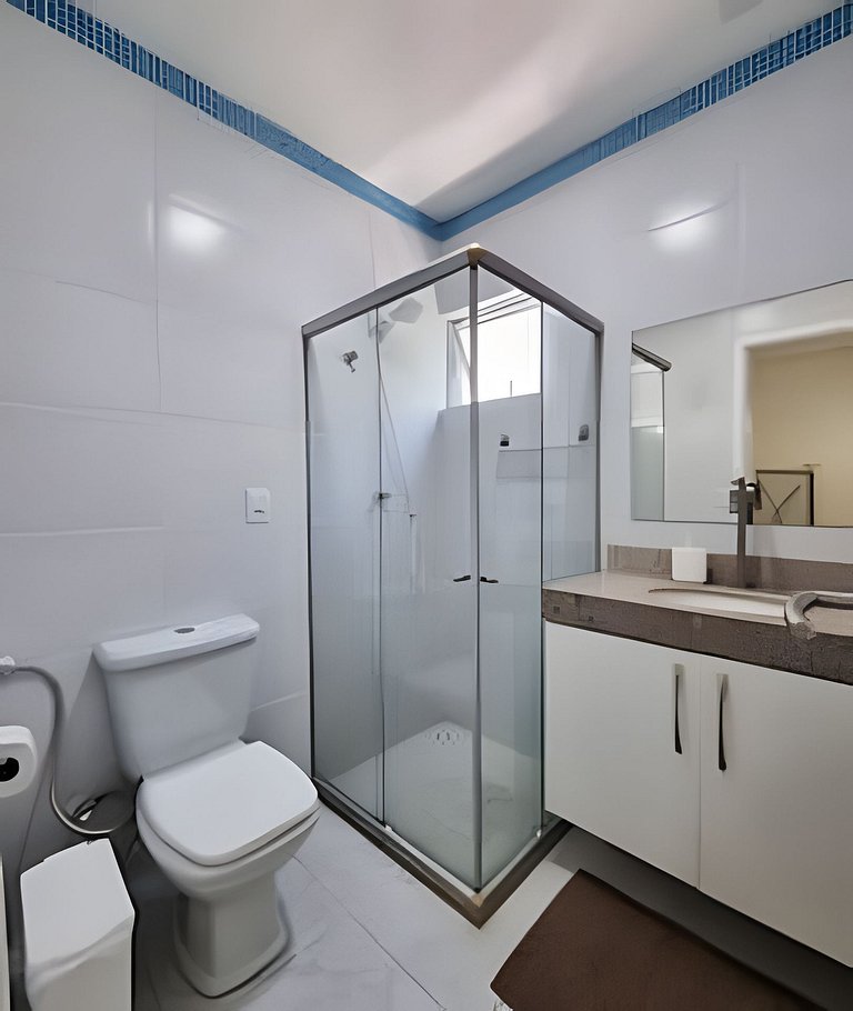 Casa 3 quartos, ambiente tranquilo, 5 min da praia