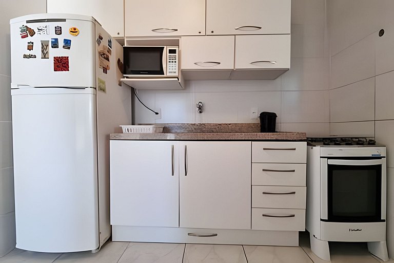 Casa 3 quartos, ambiente tranquilo, 5 min da praia