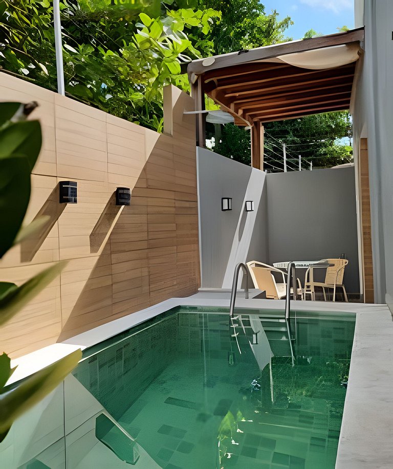 Casa 3 quartos, ambiente tranquilo, 5 min da praia