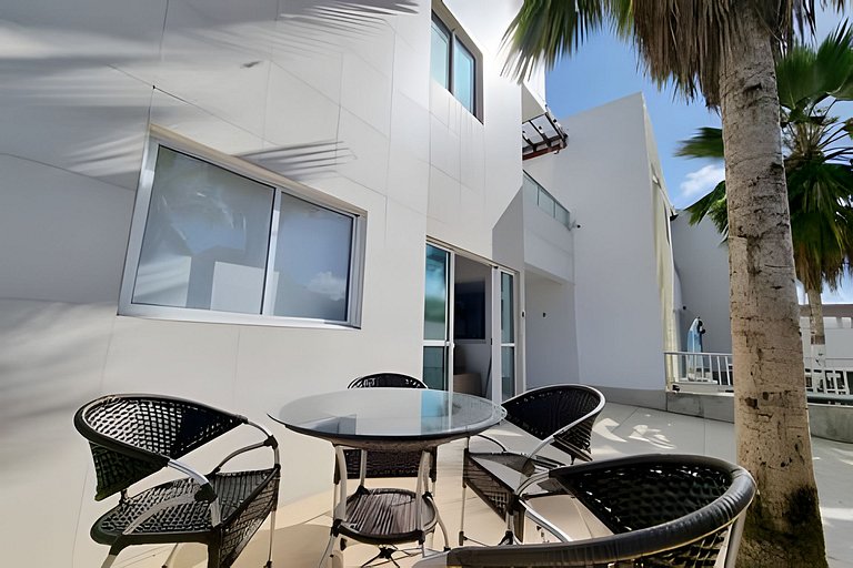 Casa 3 quartos, ambiente tranquilo, 5 min da praia