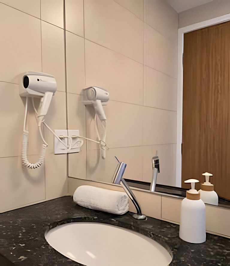 Apê Moderno com Ar, Wi-Fi e Vista Pro Mar