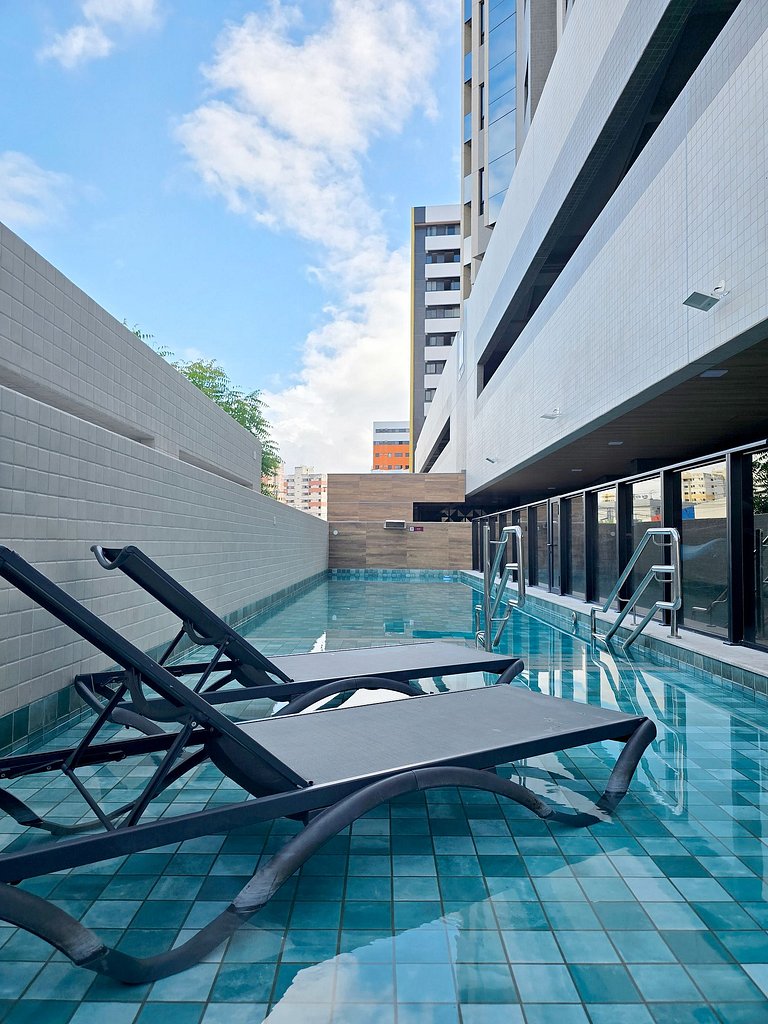 Estúdio Moderno Completo com Piscina e Lazer