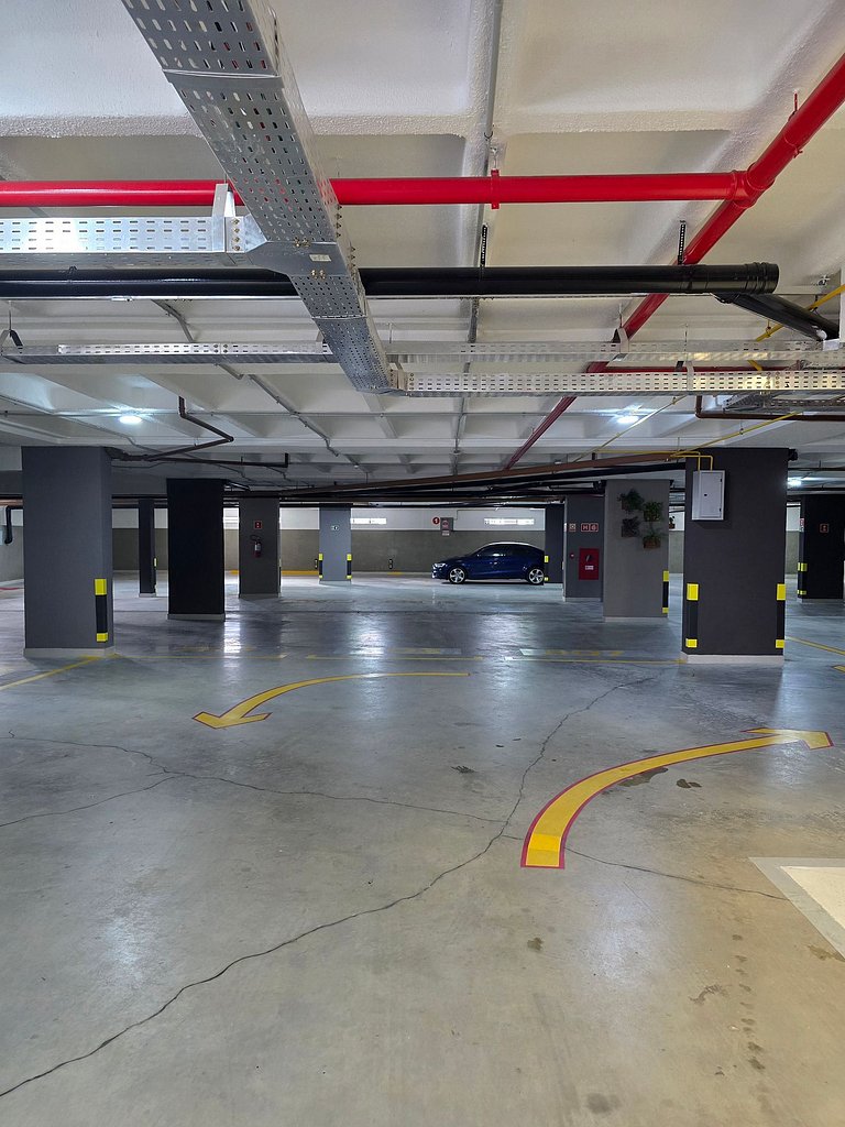 Estúdio Moderno Completo com Piscina e Lazer