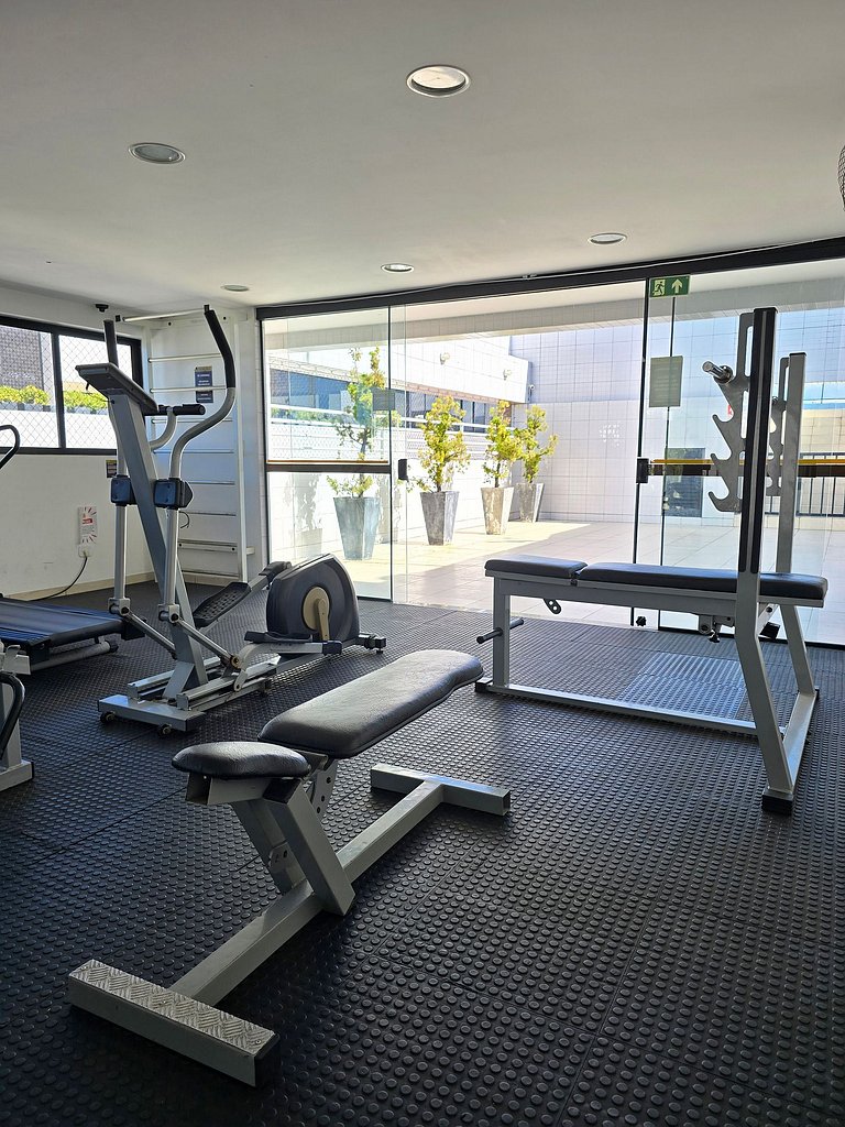 Apê 2 quartos na Pajuçara + Piscina e Academia