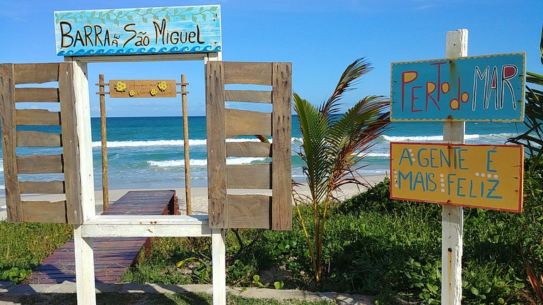 Casa 3 quartos, ambiente tranquilo, 5 min da praia