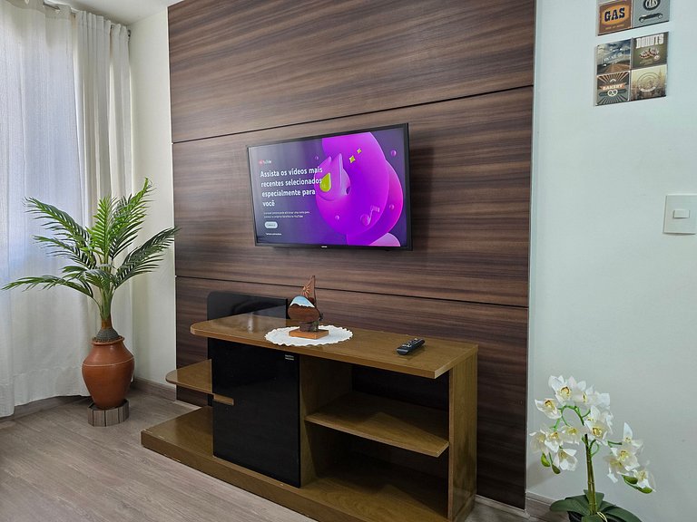 Pajuçara Vista Mar: Amplo 2Q com Garagem